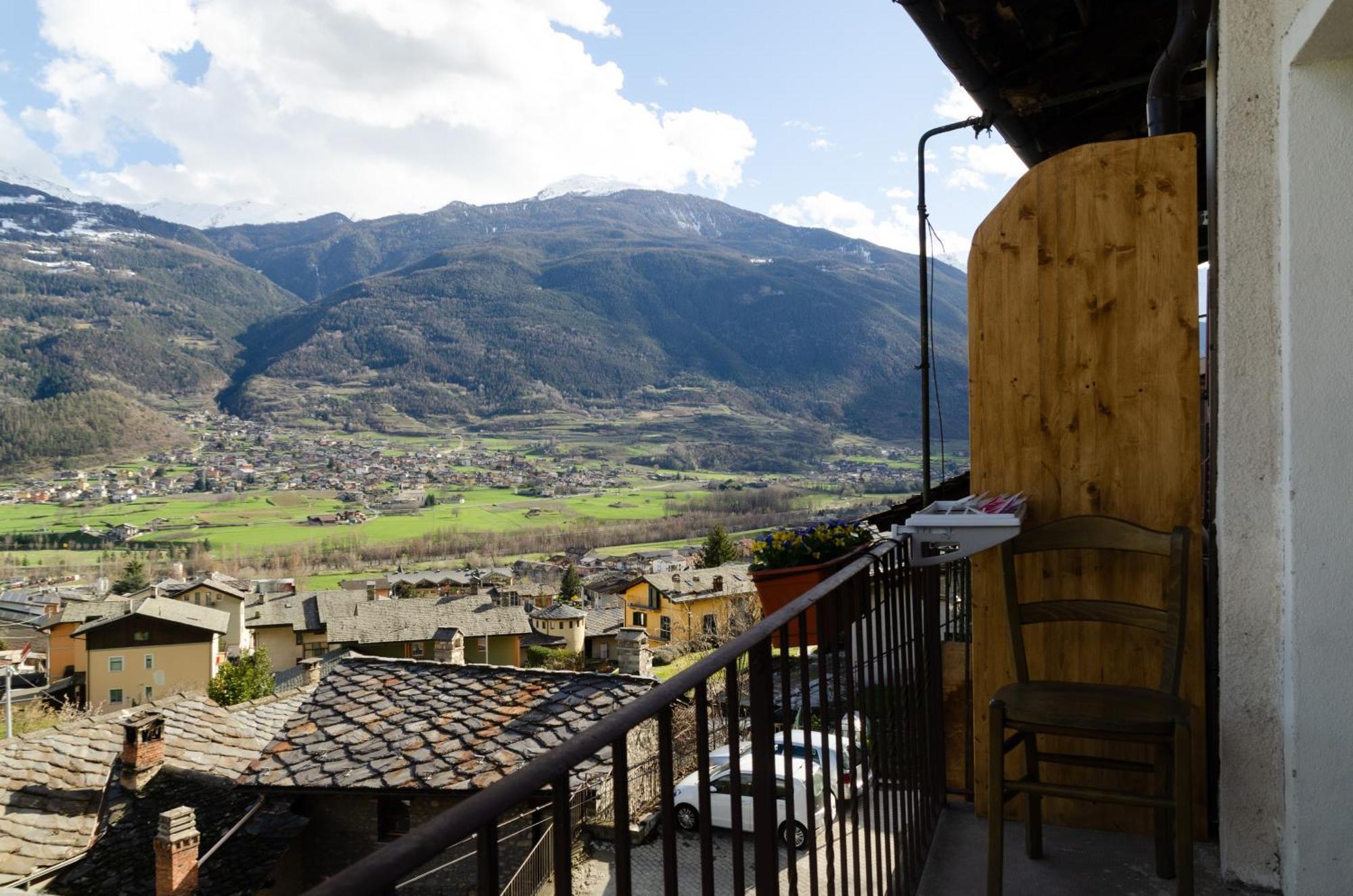 La Casa Degli Aromi - Vista Montagna E Relax Villa Aosta Exterior photo